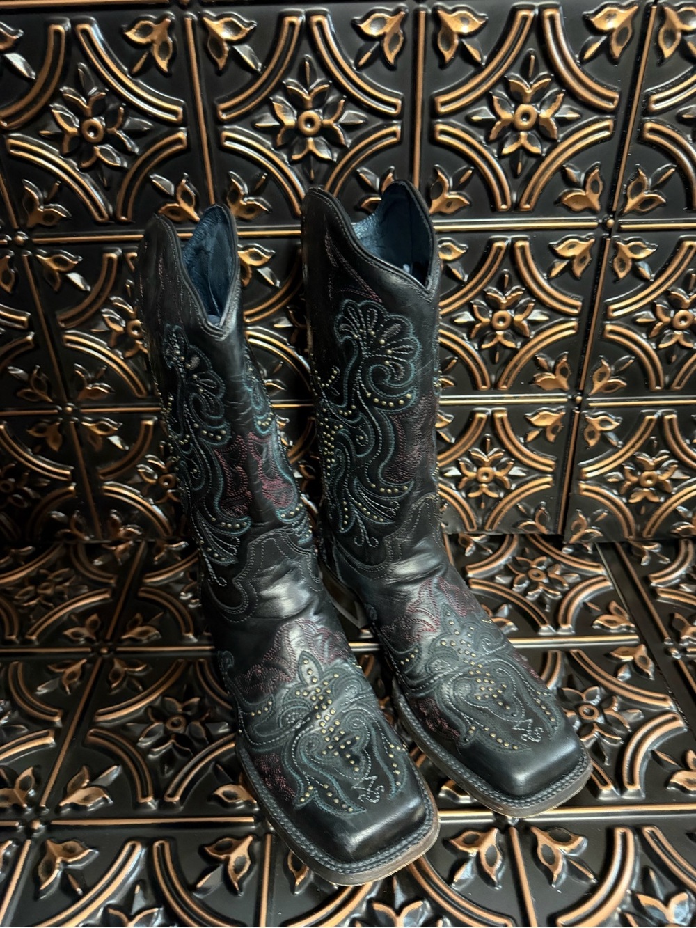 Corral Embroidered Black Leather Western Cowboy Boots
